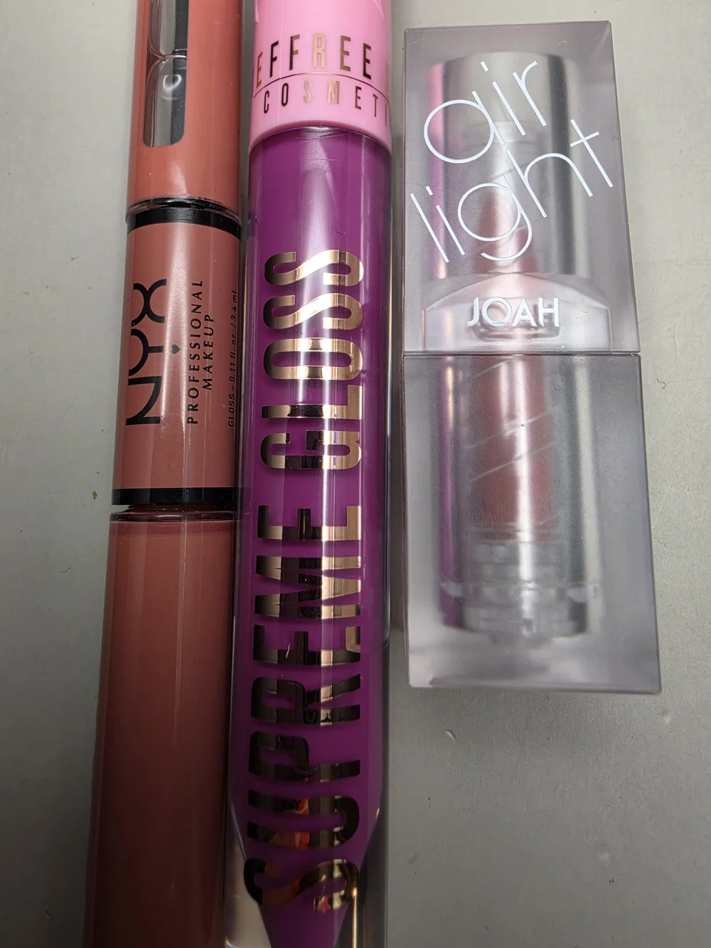 Lipgloss & Lipstick Trio Jeffrey Star, NYX, Joah